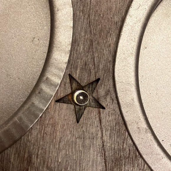 Decorative candle light up holder - Picture 4 of 5